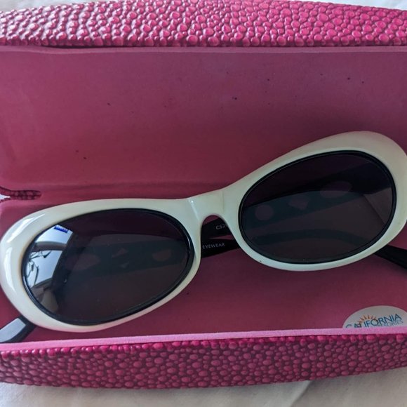 Women\'s Cat eye Sunglasses - White w/ Black Metal Temples main image 7